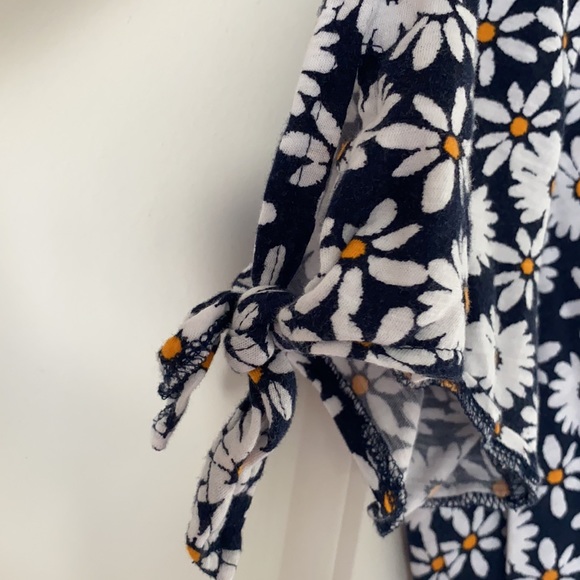 Loft floral daisy blouse - Picture 3 of 4